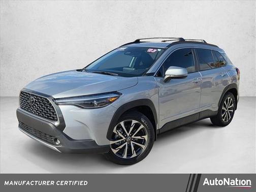 2024 Toyota Corolla Cross XLE