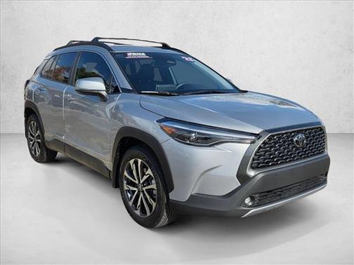 2024 Toyota Corolla Cross XLE