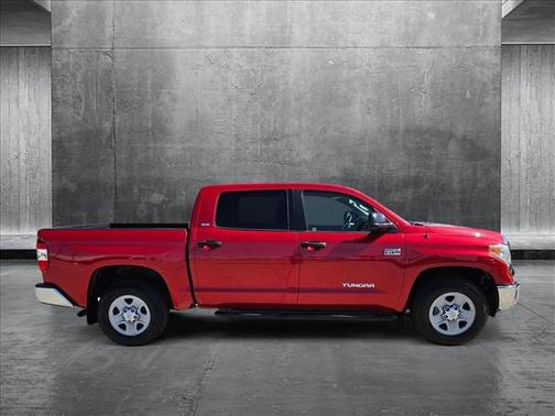 2017 Toyota Tundra SR5