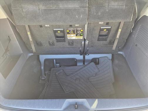 2022 Toyota Sienna LE