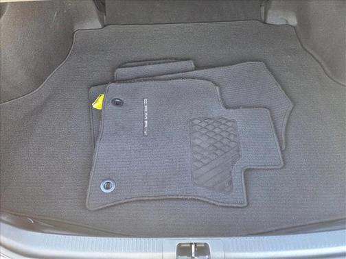 2022 Toyota Camry Hybrid XLE