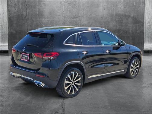 2021 Mercedes-Benz GLA 250 Base 4MATIC