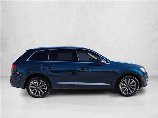 2019 Audi Q7 55 Premium Plus