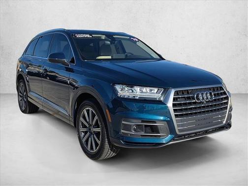 2019 Audi Q7 55 Premium Plus