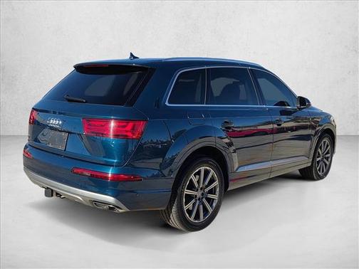 2019 Audi Q7 55 Premium Plus