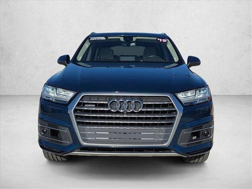2019 Audi Q7 55 Premium Plus