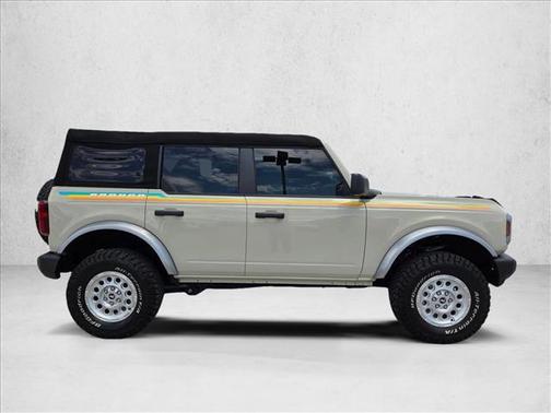 Desert Sand 2025 Ford Bronco Base