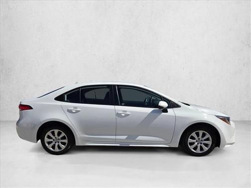 Ice Cap 2024 Toyota Corolla LE