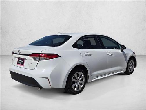 Ice Cap 2024 Toyota Corolla LE