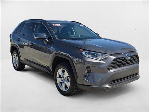 2021 Toyota RAV4 Hybrid XLE