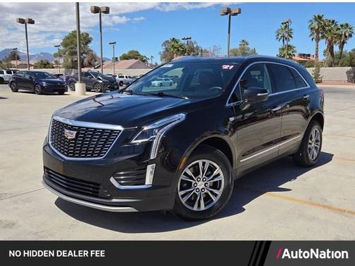 Stellar Black Metallic 2021 Cadillac XT5 Premium Luxury