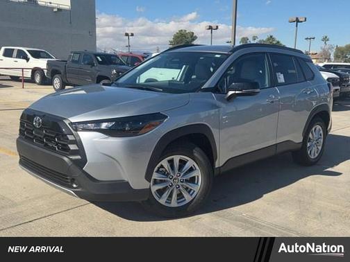 2026 Toyota Corolla Cross LE