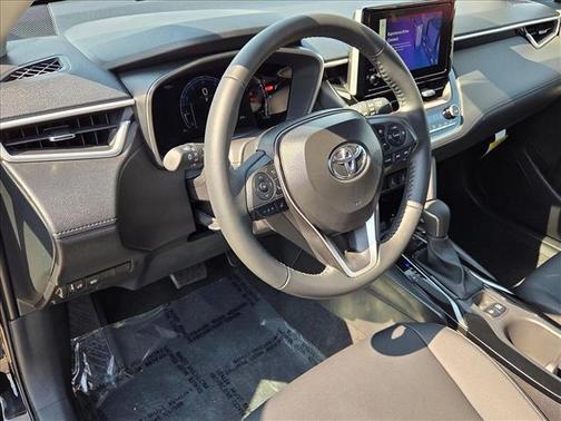 2025 Toyota Corolla Cross XLE