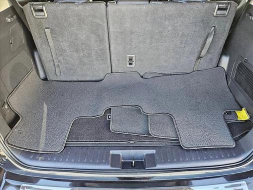 2022 Toyota Highlander Hybrid Platinum