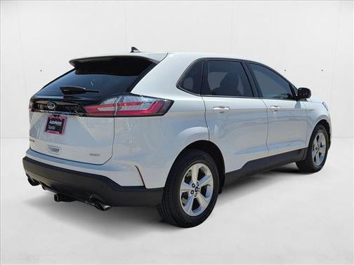 2020 Ford Edge SE