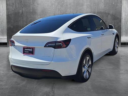 2021 Tesla Model Y Long Range Dual Motor All-Wheel Drive