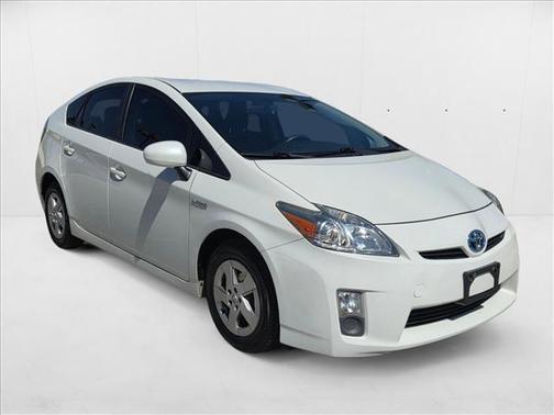 2010 Toyota Prius III