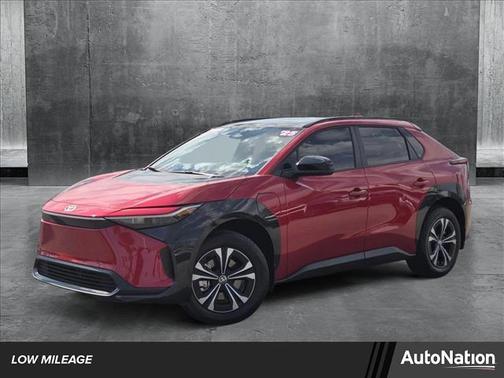 2025 Toyota bZ4X XLE