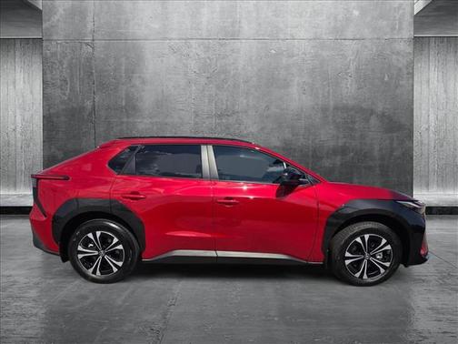 2025 Toyota bZ4X XLE
