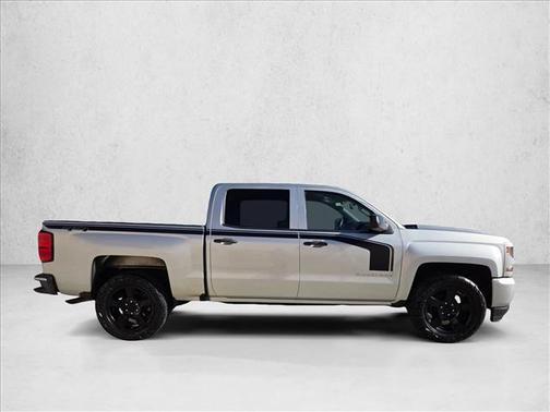 2018 Chevrolet Silverado 1500 Custom