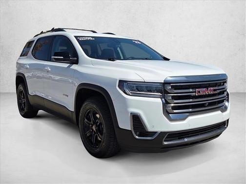 2023 GMC Acadia AWD AT4