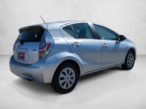 Classic Silver Metallic 2014 Toyota Prius c One