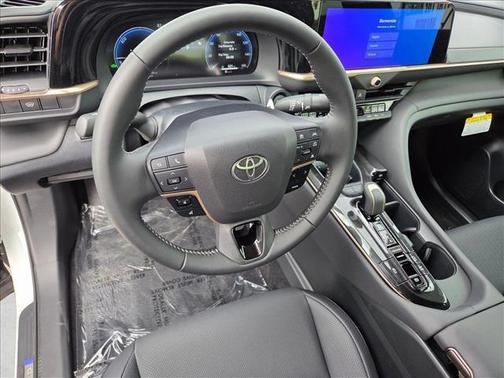 Oxygen White 2026 Toyota Crown XLE