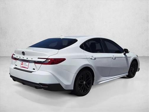 Ice Cap 2025 Toyota Camry SE