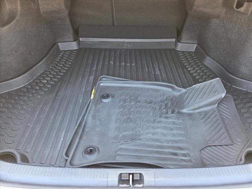 Ice Cap 2025 Toyota Camry SE