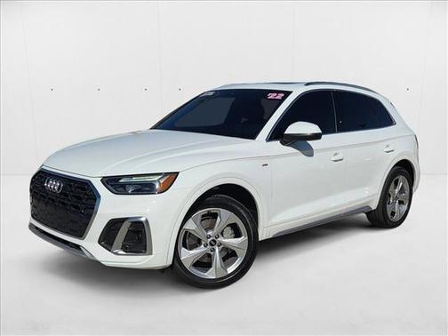 2022 Audi Q5 45 S line Premium Plus