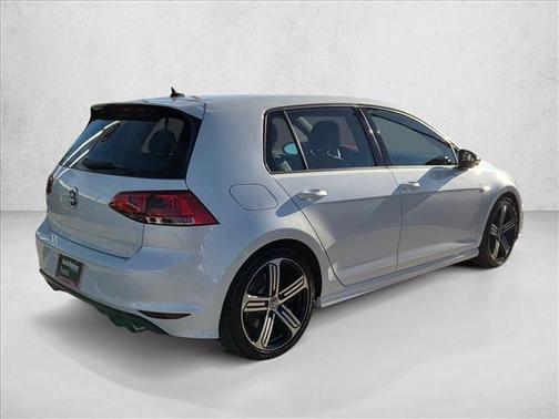 2016 Volkswagen Golf R 2.0T DSG