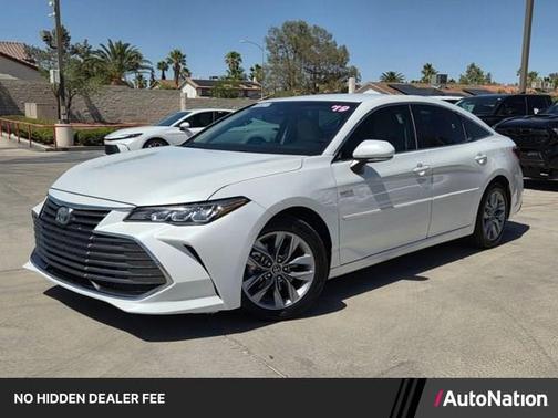 Wind Chill Pearl 2019 Toyota Avalon Hybrid XLE