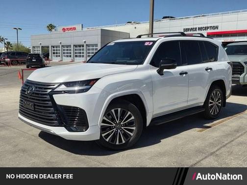 Eminent White Pearl 2023 Lexus LX 600 Premium
