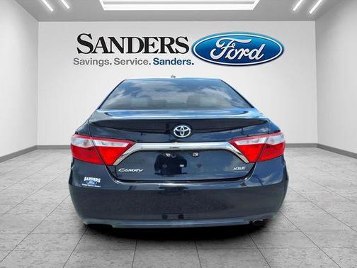 Midnight Black Metallic 2016 Toyota Camry XSE