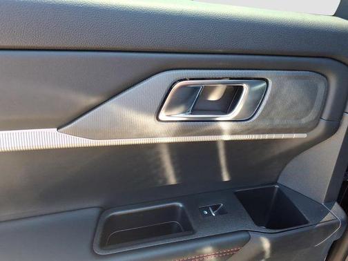 Agate Black Metallic 2026 Ford Explorer ST-Line