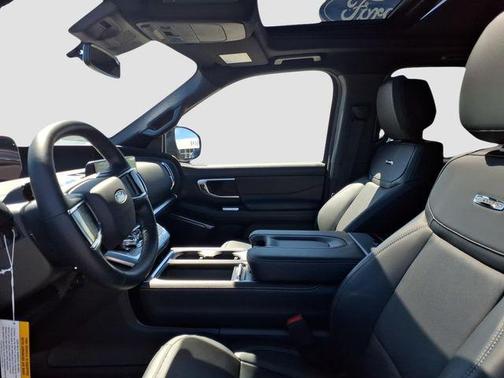 DARK MATTER GRAY METALLIC 2026 Ford Expedition Max Platinum
