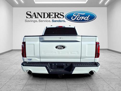 STAR WHITE METALLIC TRICOAT 2025 Ford F-150 Lariat