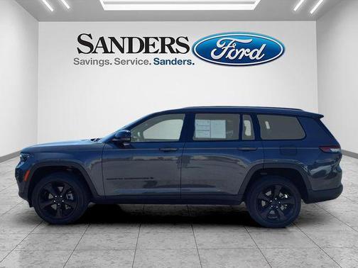 Baltic Gray Metallic Clearcoat 2023 Jeep Grand Cherokee L Altitude