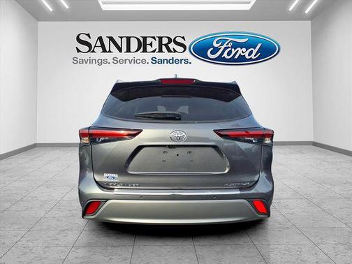 2024 Toyota Highlander Platinum