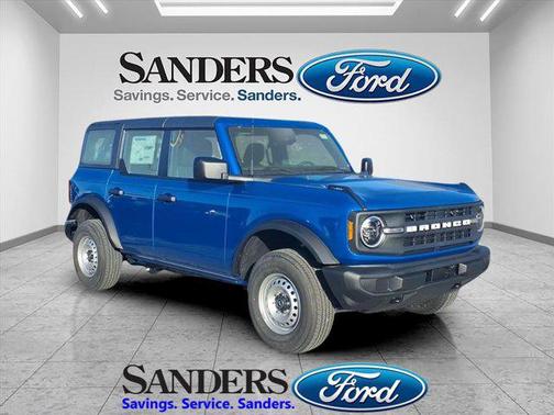 2025 Ford Bronco Base 4 Door 4x4