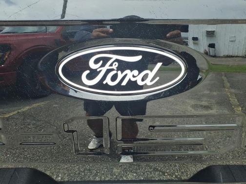 AGATE BLACK METALLIC 2026 Ford F-150 STX