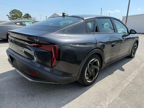 Interstellar Gray 2025 Kia K4 EX