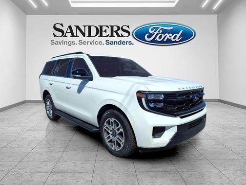 STAR WHITE MET TRI-COAT 2026 Ford Expedition Active