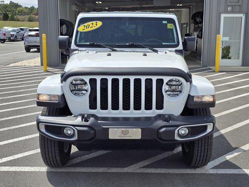 2023 Jeep Gladiator Sport S