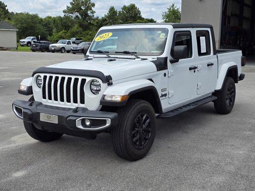 2023 Jeep Gladiator Sport S