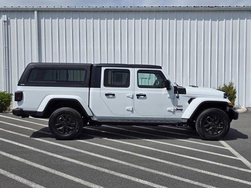 2023 Jeep Gladiator Sport S