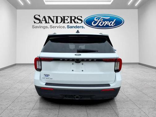 OXFORD WHITE 2025 Ford Explorer Active