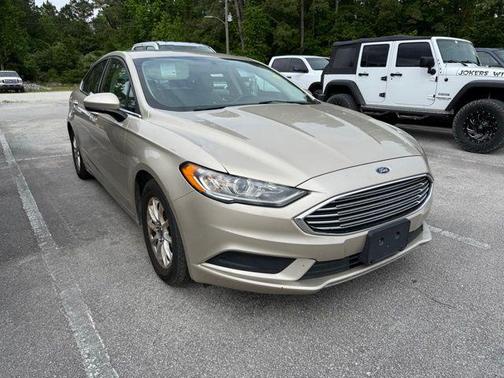 WHITE GOLD 2017 Ford Fusion S
