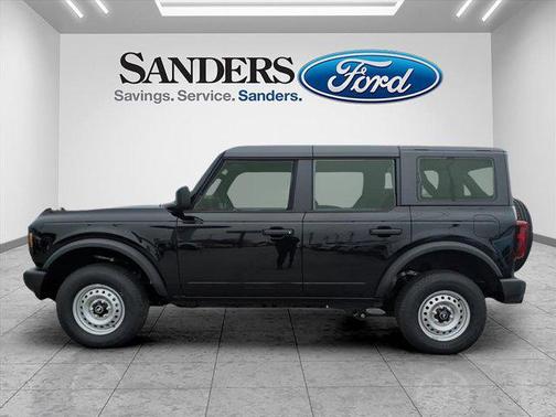 2025 Ford Bronco Base 4 Door 4x4