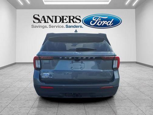 CARBONIZED GRAY METALLIC 2026 Ford Explorer Active